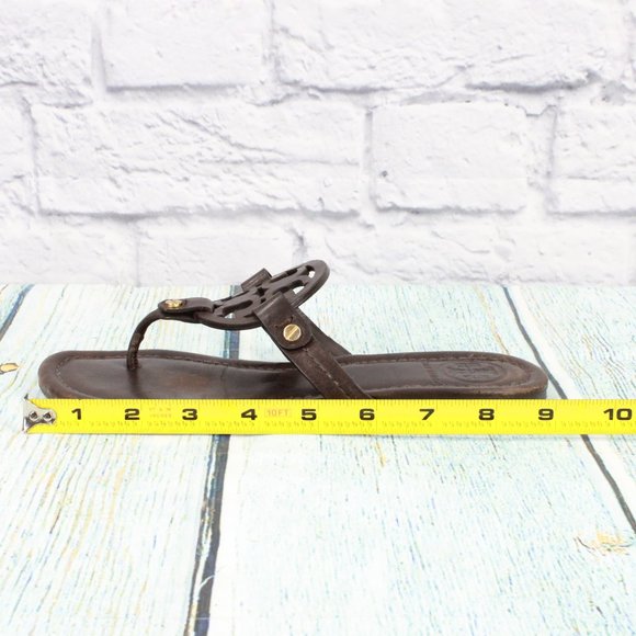 *Tory Burch Miller Brown Leather Logo Medallion Flip Flop Thong Sandals 8.5 Inch - Picture 8 of 9